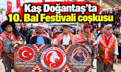Kaş Doğantaş’ta 10. Bal Festivali coşkusu: Yağmur da festivali durduramadı