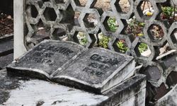 Eski İçişleri Bakanı Gedik'in mezarı İstanbul'a taşınacak