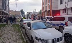 Motosikletli saldırgan 1' kadın 2 kişiyi yaraladı