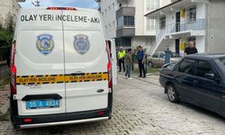 Evinde silahla vurulmuş halde bulundu