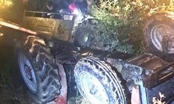 Devrilen traktörün altında kalan sürücü hayatını kaybetti