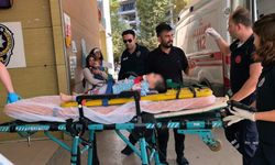 2 yaşındaki çocuk 3. kattan beton zemine düştü