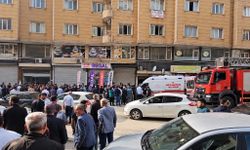 Asansör kabini çöktü: 2 yaralı