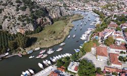 Dalyan Kanalı'nda 103 tekneyle Cumhuriyet'in 103. yılına özel kortej oluşturuldu