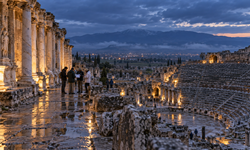 Hierapolis'te arkeoloji sempozyumu: Yağmur konseri iptal ettirdi