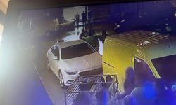 Park halindeki araca çarptı, ihbara gelen polise kafa attı