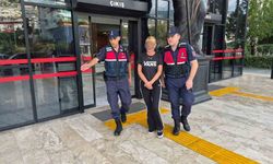 Polonyalı turist, alkollü kocasını iterek odaya çıkarmaya çalışırken ölümüne neden oldu