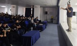 Fethiyeli Yazar Salim Yılmaz, Denizli'de öğrencilerle buluştu