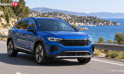 Peugeot 2008'e İyonya Mavi renk seçeneği eklendi