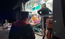 Fethiye açıklarında gece yarısı kurtarma operasyonu! Yaralı şahıs tekneden tahliye edildi