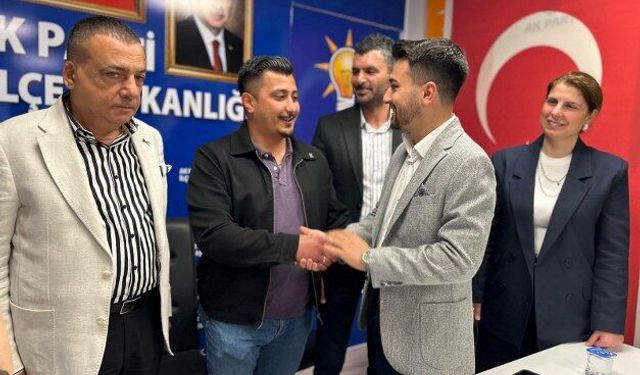 CHP'li Başkan istifa edip Ak Parti'ye geçti