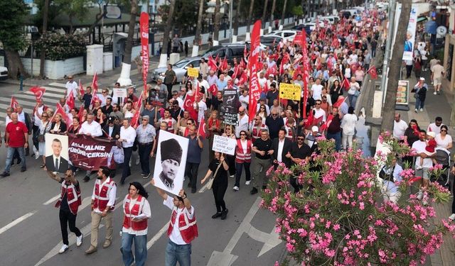 CHP Fethiye İlçe örgütünden Özgür Özel’e destek yürüyüşü