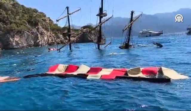 Marmaris'te gezi teknesi battı, 148 kişi tahliye edildi