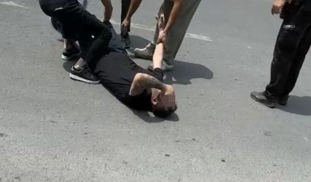 Adliye önünde silahlı saldırıya uğrayan kişi yaralandı