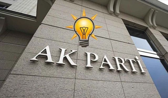 AK Parti'de 4 il başkanı ve yönetimi değişti