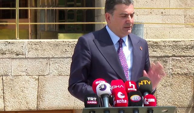 CHP'de 28 üye Parti Meclisi'nden istifa etti