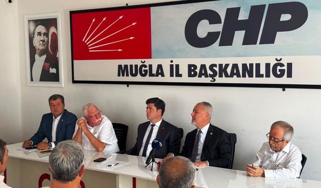 Muğla’da CHP’li eski İl Genel Meclisi üyelerinden Özgür Özel’e destek açıklaması