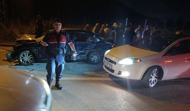 Kaza yapan araca başka bir araç çarptı: 1 ölü