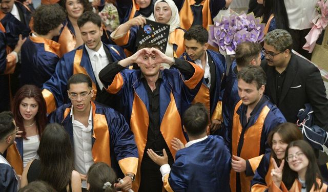 MSKÜ’nde Edebiyat Fakültesi mezunlarını geleceğe uğurladı