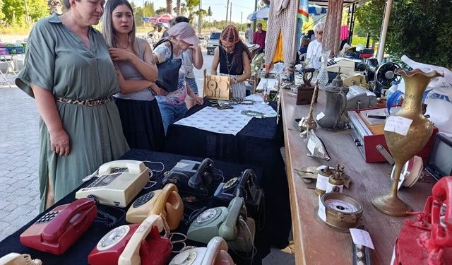 Marmaris’te her ay antika eşya ve ikinci el pazarı var