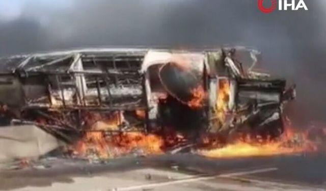 Kaza sonrası otobüste yangın çıktı: 25 ölü