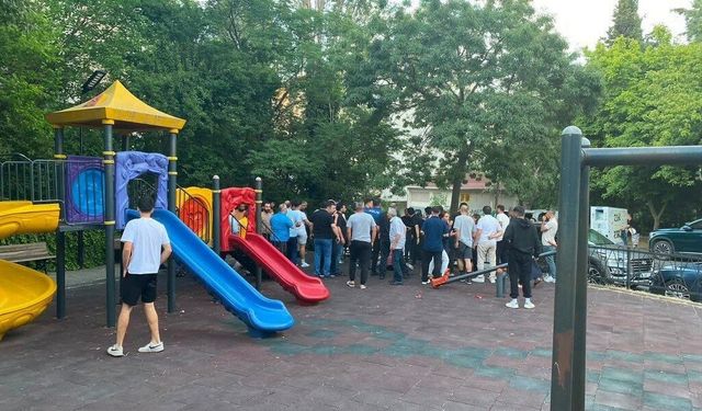 Parkta  silahlı çatışma: 5 yaralı
