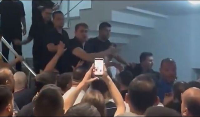 CHP İl binasında gece yarısı baskını