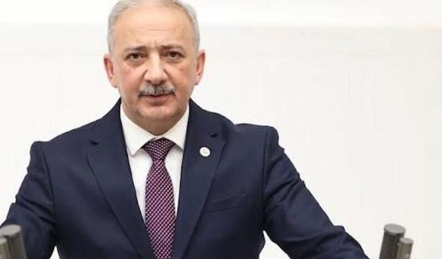 Kadem Mete: “Sayın Özcan’ı daha duyarlı olmaya davet ediyorum”