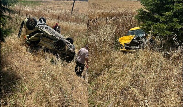 Bandırma-Susurluk karayolu’nda feci kaza: 1 ölü, 4 yaralı