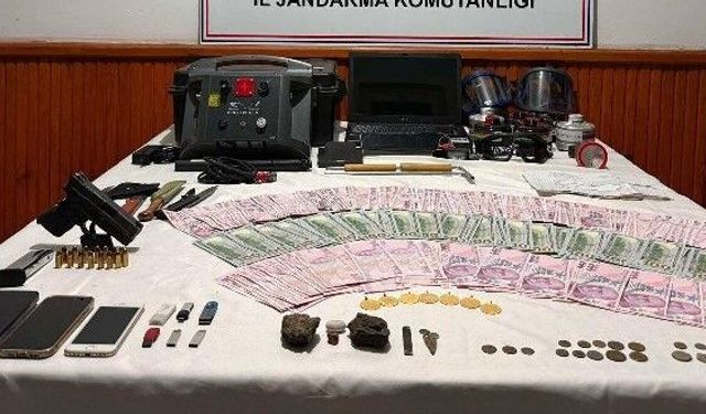 Kaçak kazı operasyonunda 13 şüpheli gözaltına alındı
