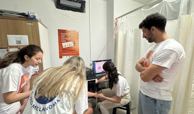 Ücretsiz deri kanseri taraması gerçekleştirildi