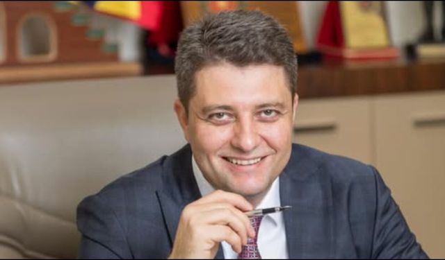 Bağımsız İstanbul Milletvekili Ersin Beyaz AK Parti'ye katıldı