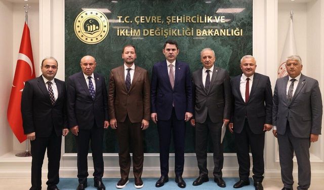 AK Parti heyeti Muğla'nın taleplerini Bakan Kurum'a sundu