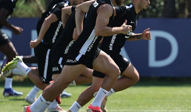 Beşiktaş, Midtjylland maçı hazırlıklarını sürdürdü