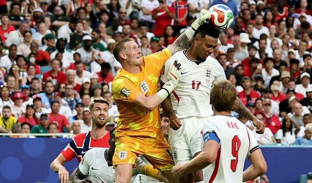 İngiltere, uzatmalarda attığı golle yarı finalde