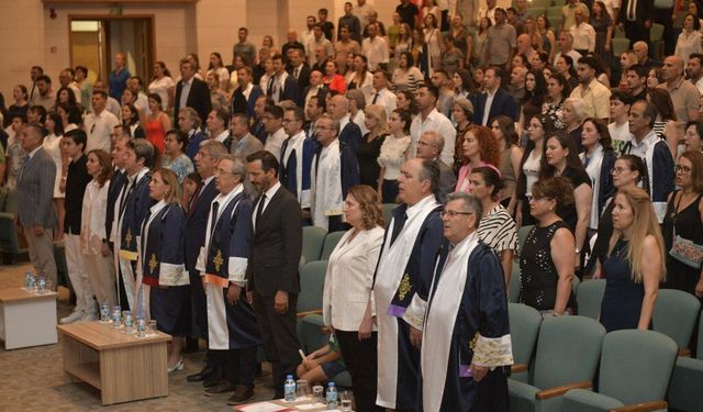MSKÜ’de başarıya teşekkür: Akademik ve idari personele belge takdimi