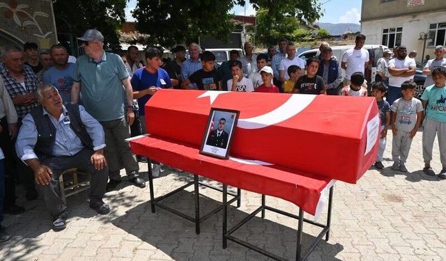 Memleketinde Kalp Krizi Geçiren Uzman Çavuş Hayatını Kaybetti
