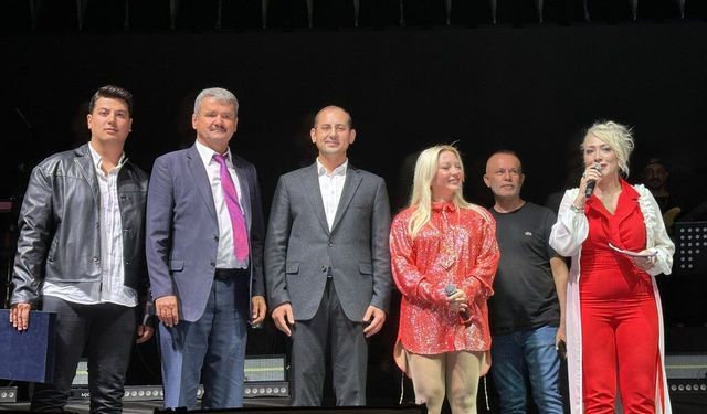 20. Söğüt Domates Festivali Ece Seçkin konseriyle sona erdi