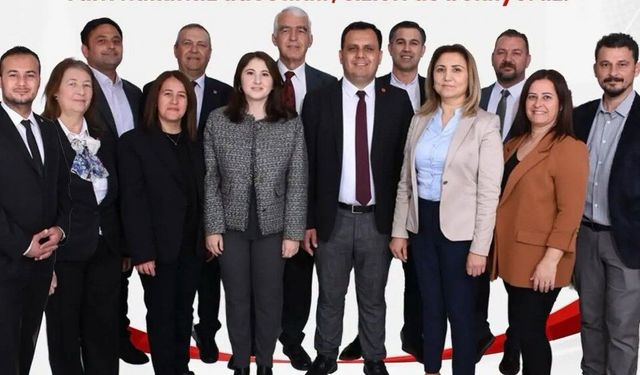 Başkan Durmuş ve meclisi Yeni Parti'ye geçiyor...