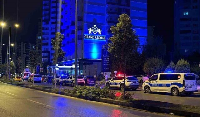 "Apartman Bahçesinde Hareketsiz Bulundu: Olayın Perde Arkası Araştırılıyor"