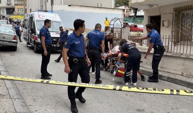Eski eşinin evlendiği kişiyi öldürüp kendini vurdu