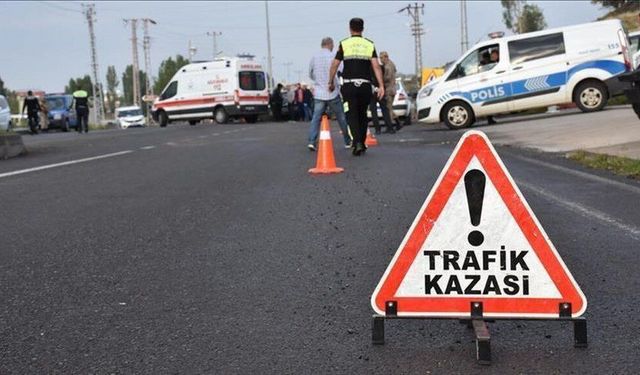 İki otomobilin çarpıştığı kazada 1 kişi hayatını kaybetti