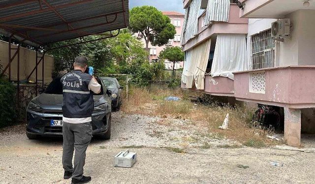 Balkondan düşen yaşlı kadın hayatını kaybetti