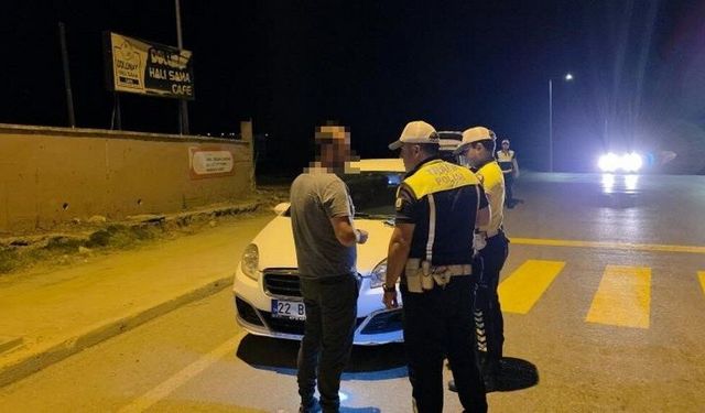 Alkollü yakalandı, sürücülere tavsiyesi şaşırttı: ‘İçmeyin’”