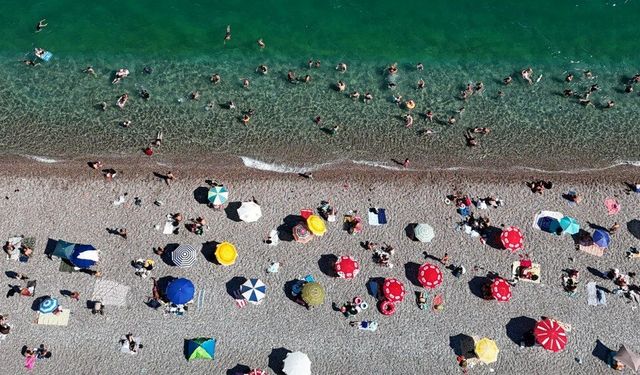 Antalya'ya 8 ayda 11 milyonun üzerinde turist geldi