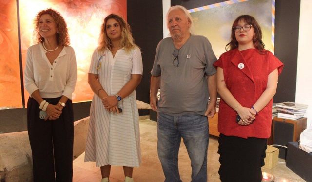 Ressam Ekrem Kahraman’ın “Epic Future” sergisi Fethiye’de açıldı