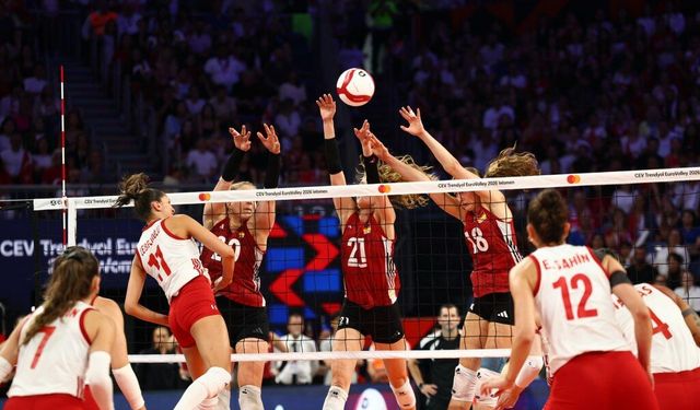 Filenin Sultanları final için sahada: Rakip Sırbistan
