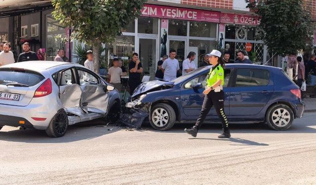 Savrulan araç karşı yöne geçti:3 yaralı
