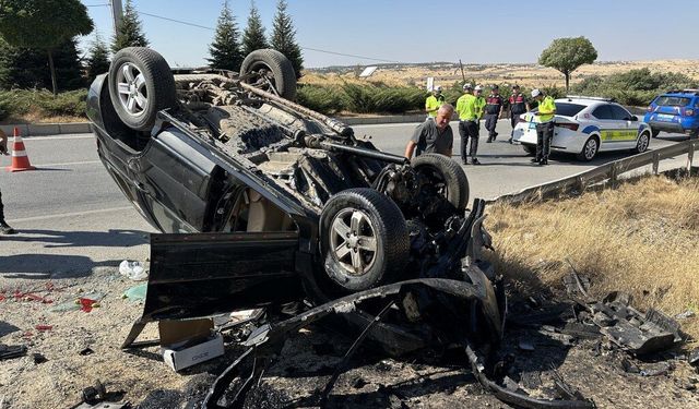 Ttakla atan otomobilin sürücüsü hayatını kaybetti