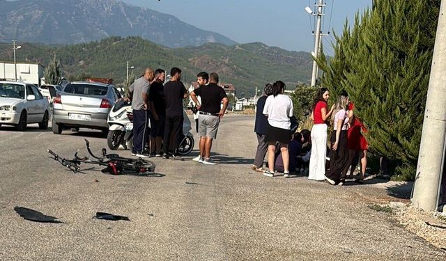 Seydikemer’de okul bölgesinde kaza: Bisikletli kadın yaralandı